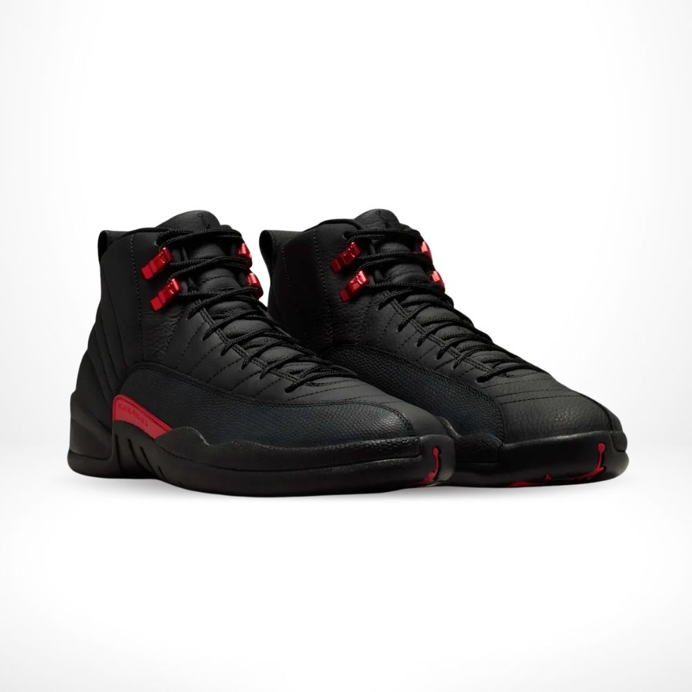 Alternative view of Air Jordan 12 Bloodline